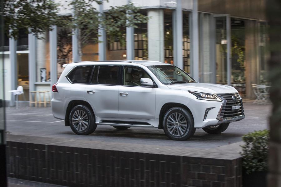  Lexus LX450d (VDJ200) 2018 года  (AU) (фото 13 из 14)